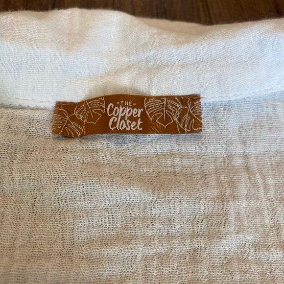 Summer Beach White Cropped Shirt medium - Picture 6 of 7